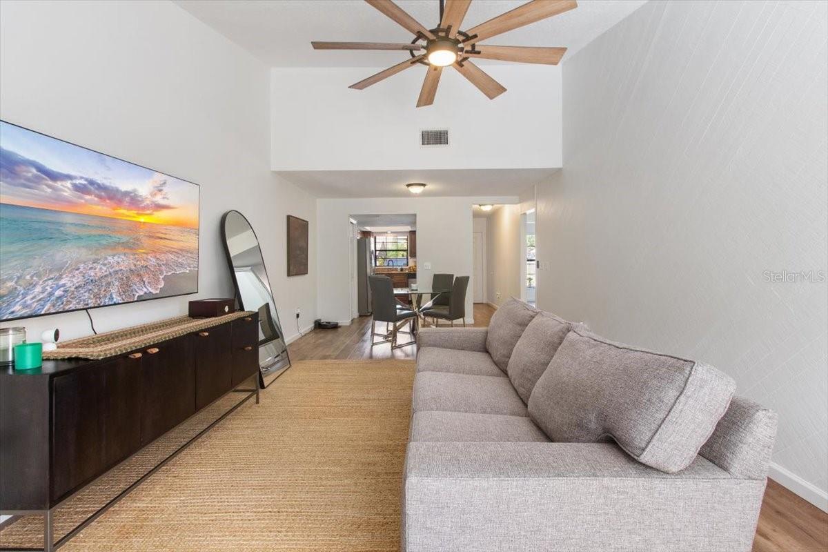 Image 11 of 33 For 5322 Bradbury Court