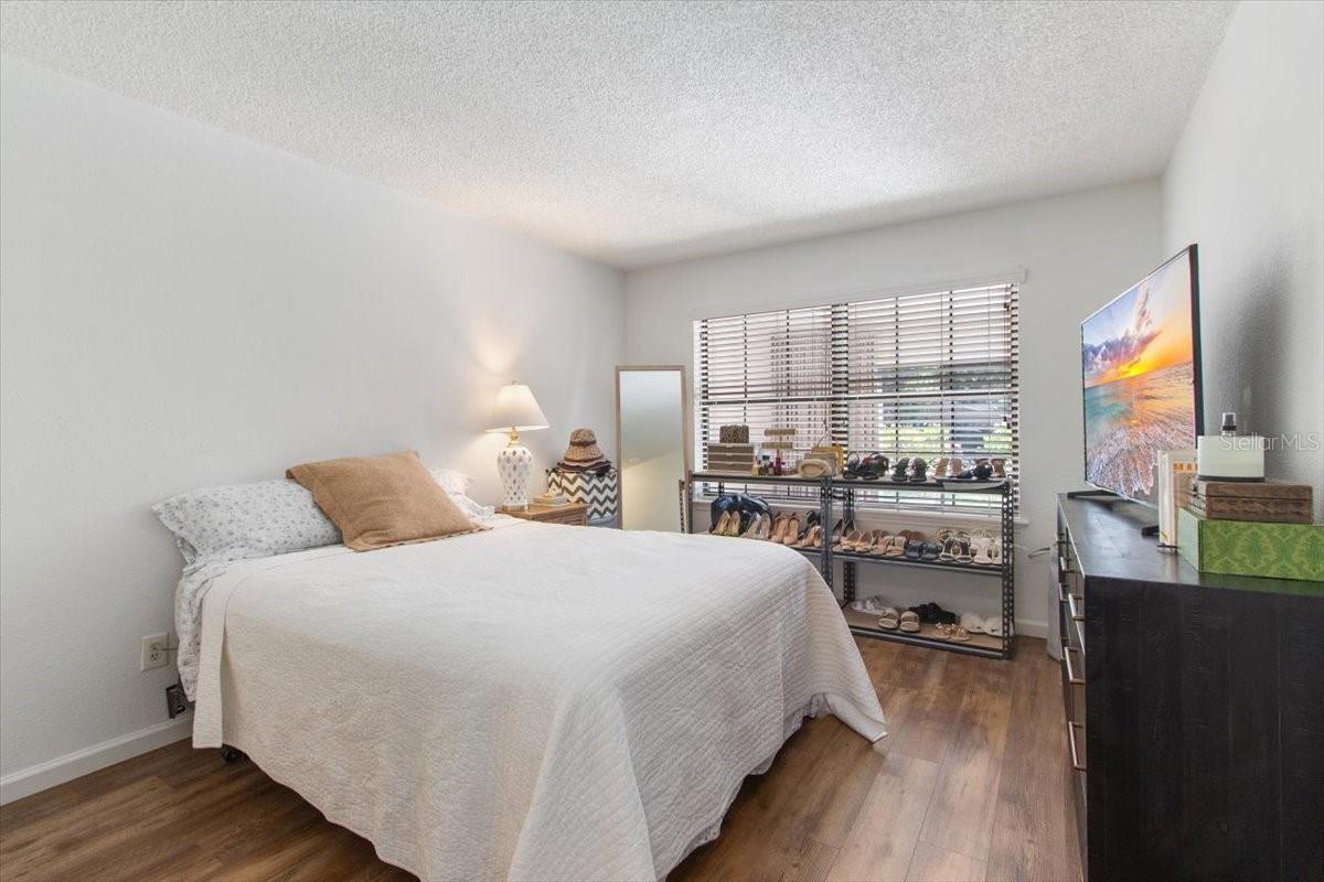 Image 14 of 33 For 5322 Bradbury Court