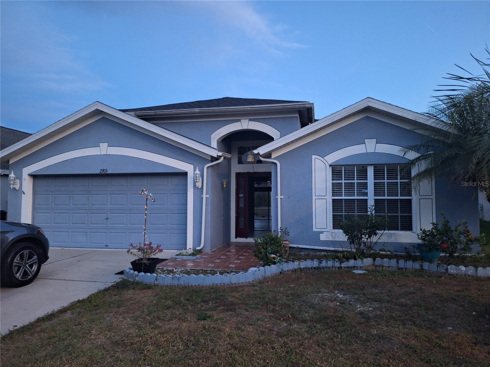 Listing Details for 2703 Breakwater Court, BRANDON, FL 33511