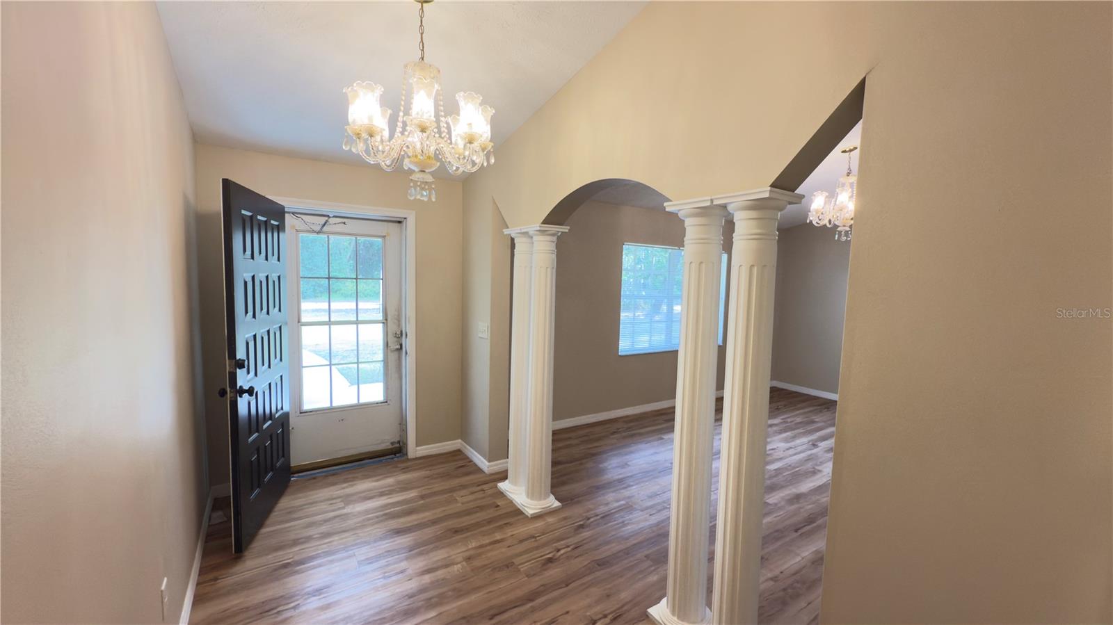 Image 17 of 51 For 2105 Vickery Lane