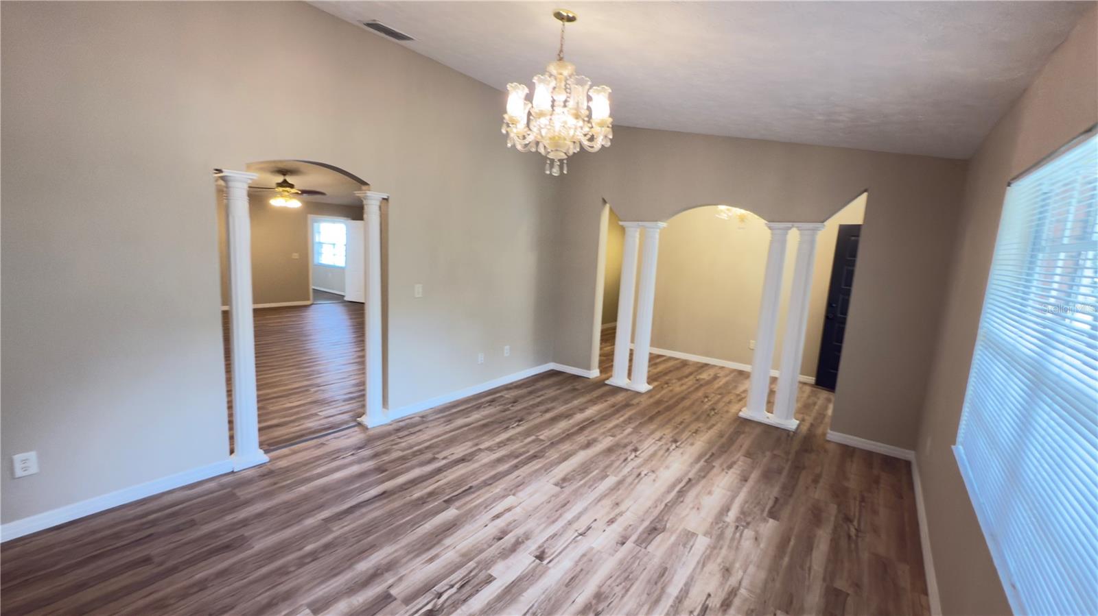 Image 20 of 51 For 2105 Vickery Lane