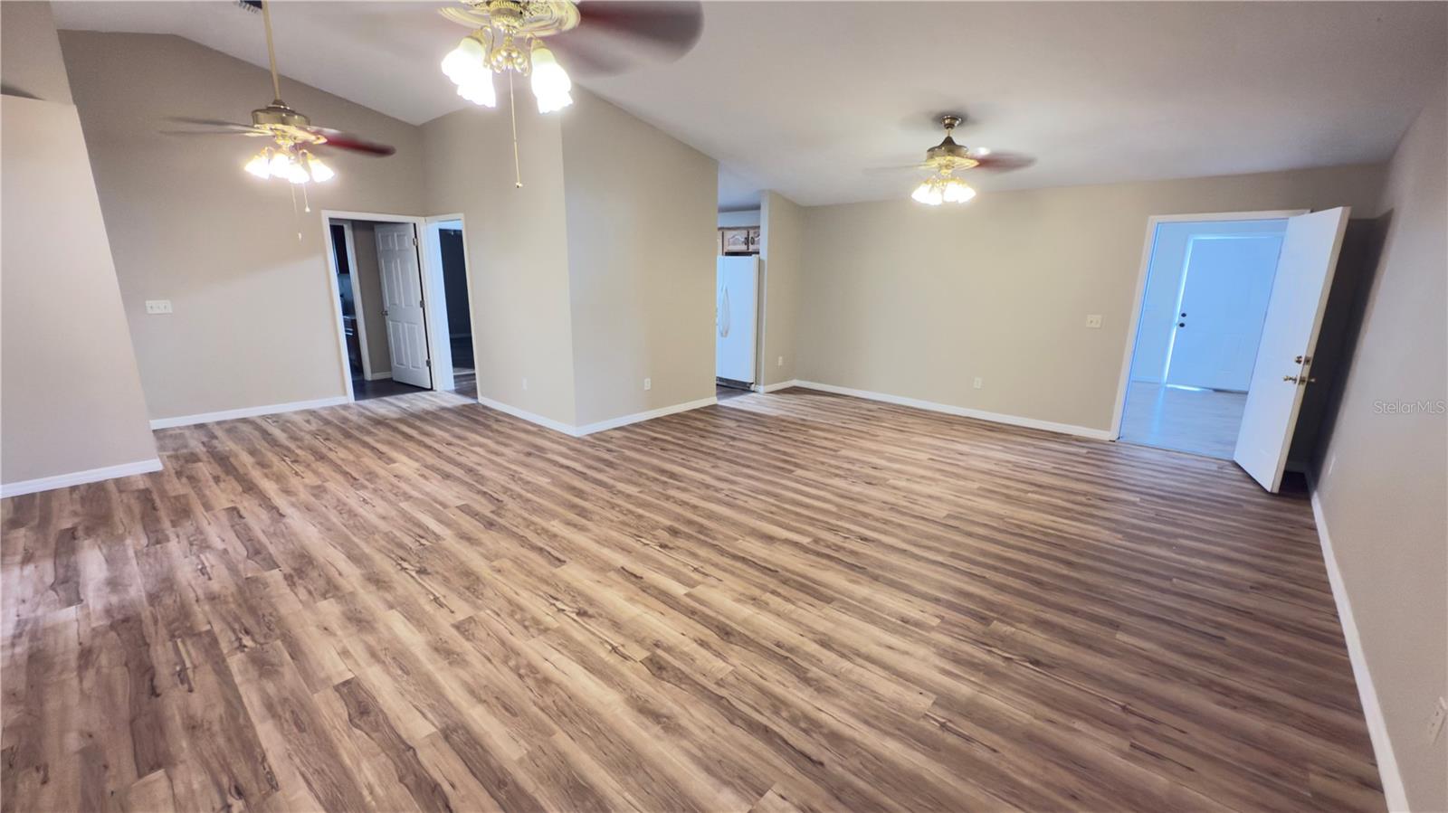 Image 22 of 51 For 2105 Vickery Lane