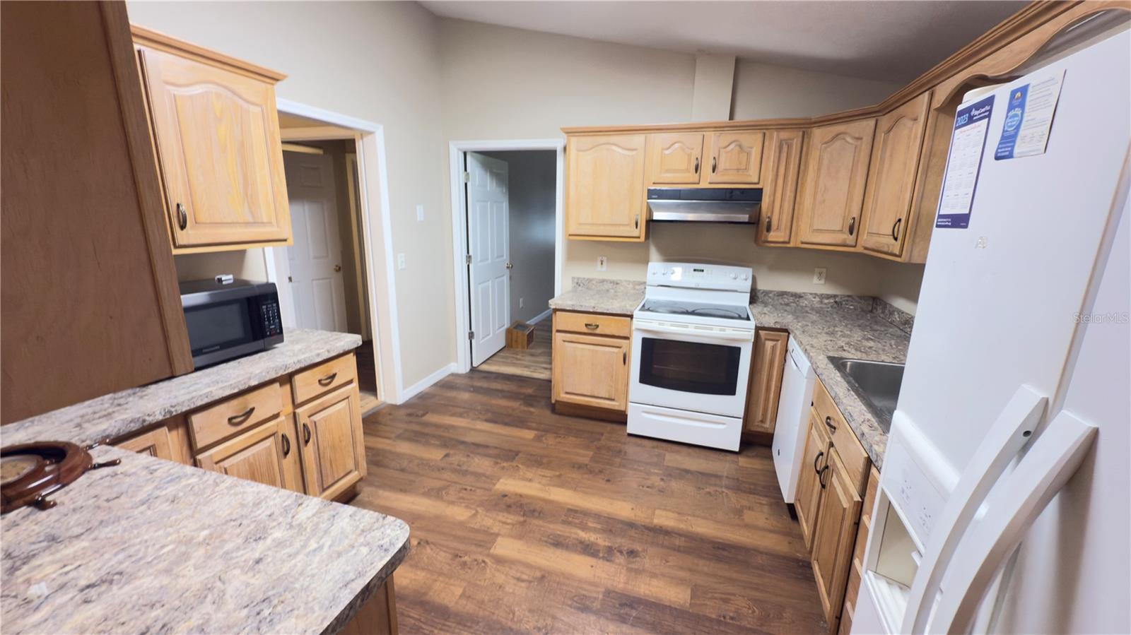 Image 25 of 51 For 2105 Vickery Lane