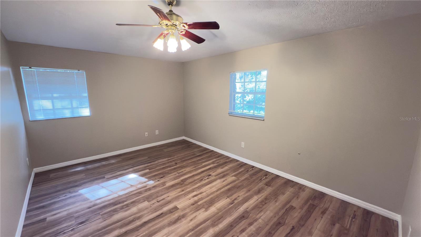 Image 30 of 51 For 2105 Vickery Lane