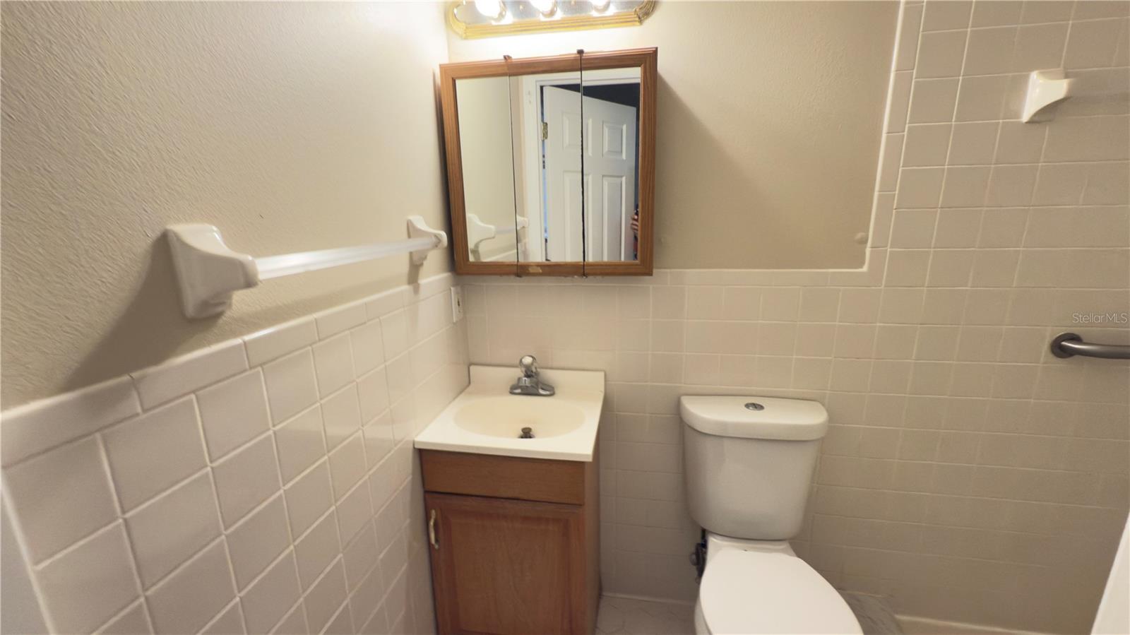 Image 31 of 51 For 2105 Vickery Lane