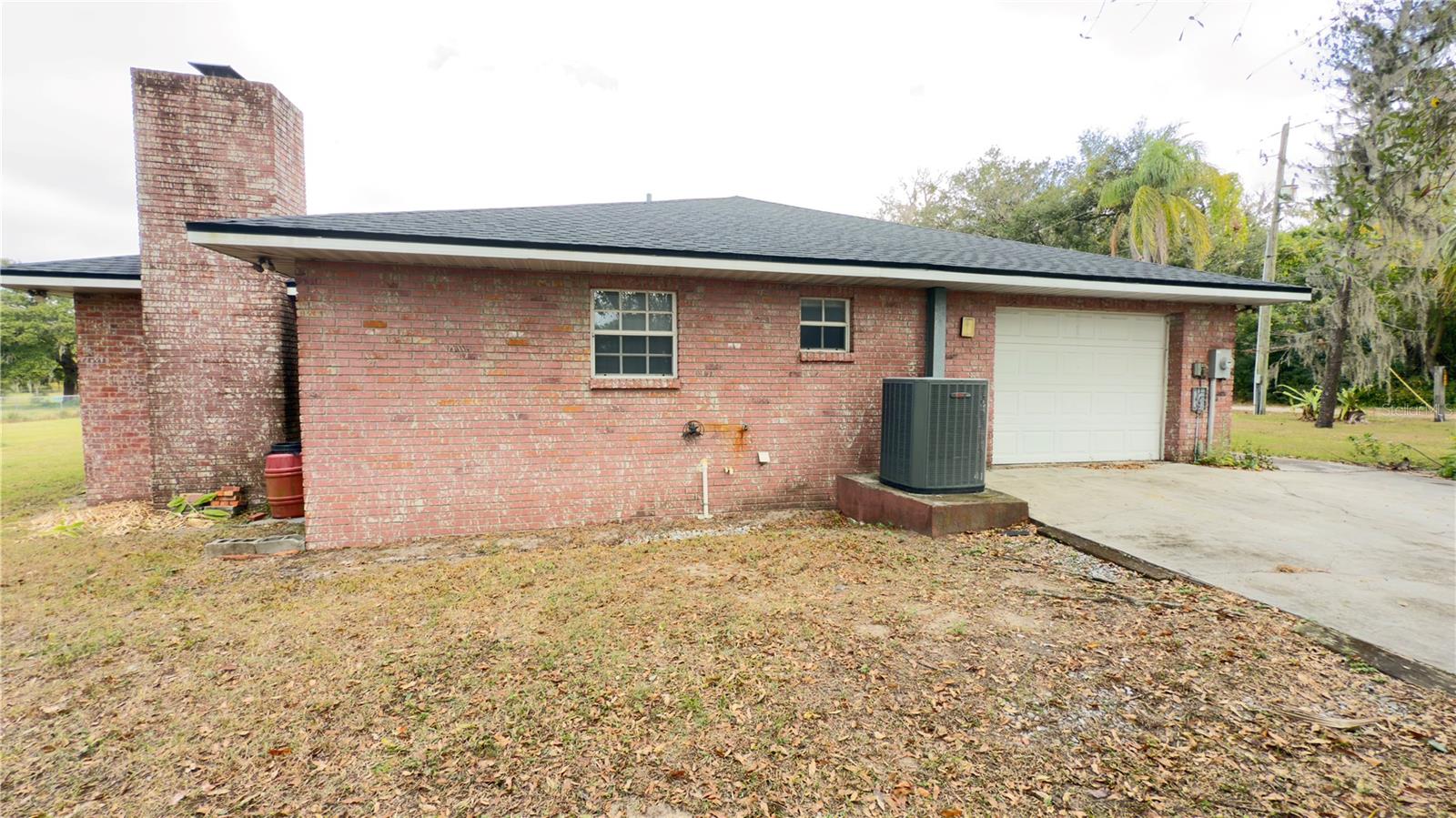 Image 9 of 51 For 2105 Vickery Lane