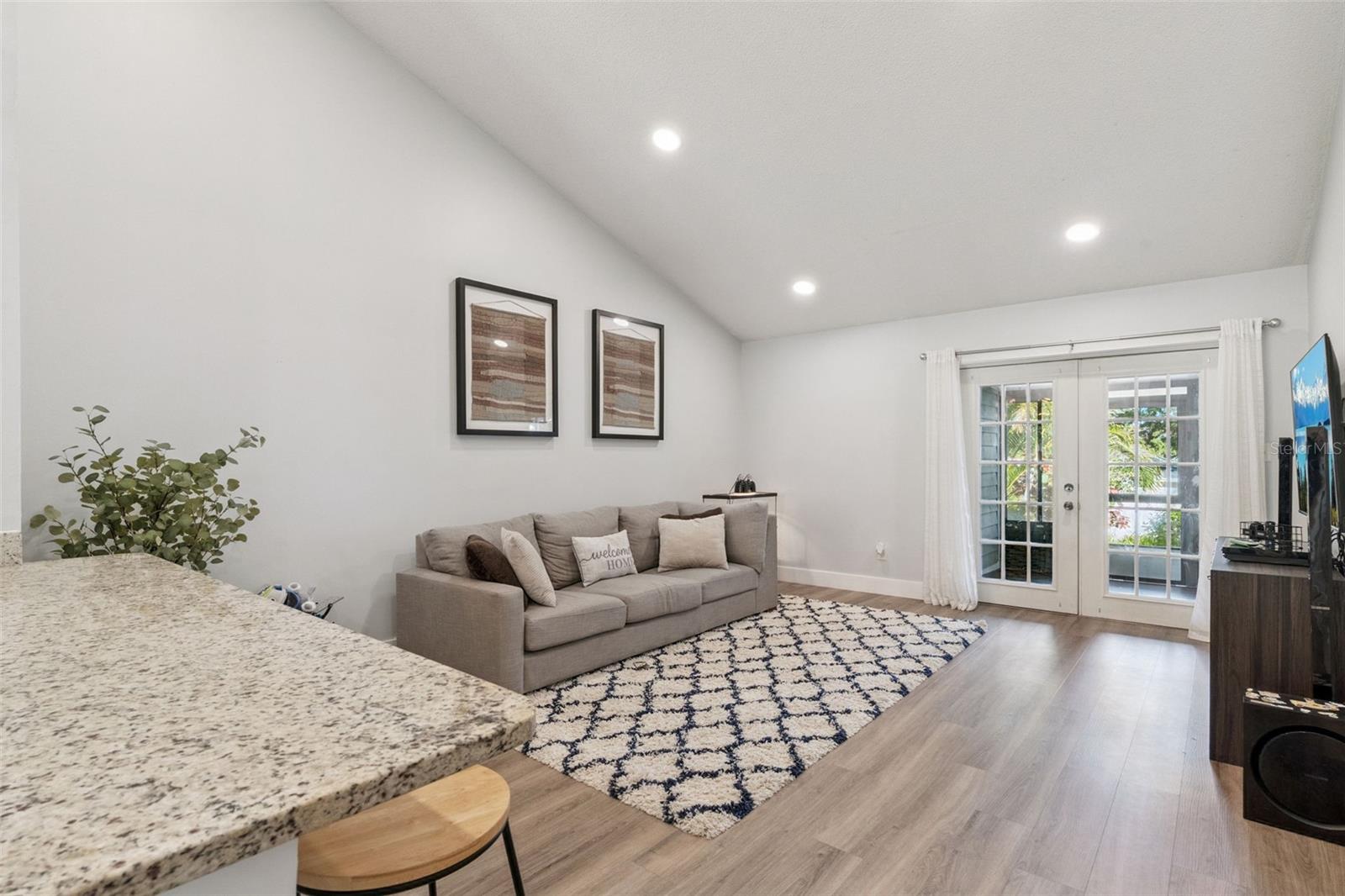 Image 15 of 22 For 9407 Lake Lotta Circle