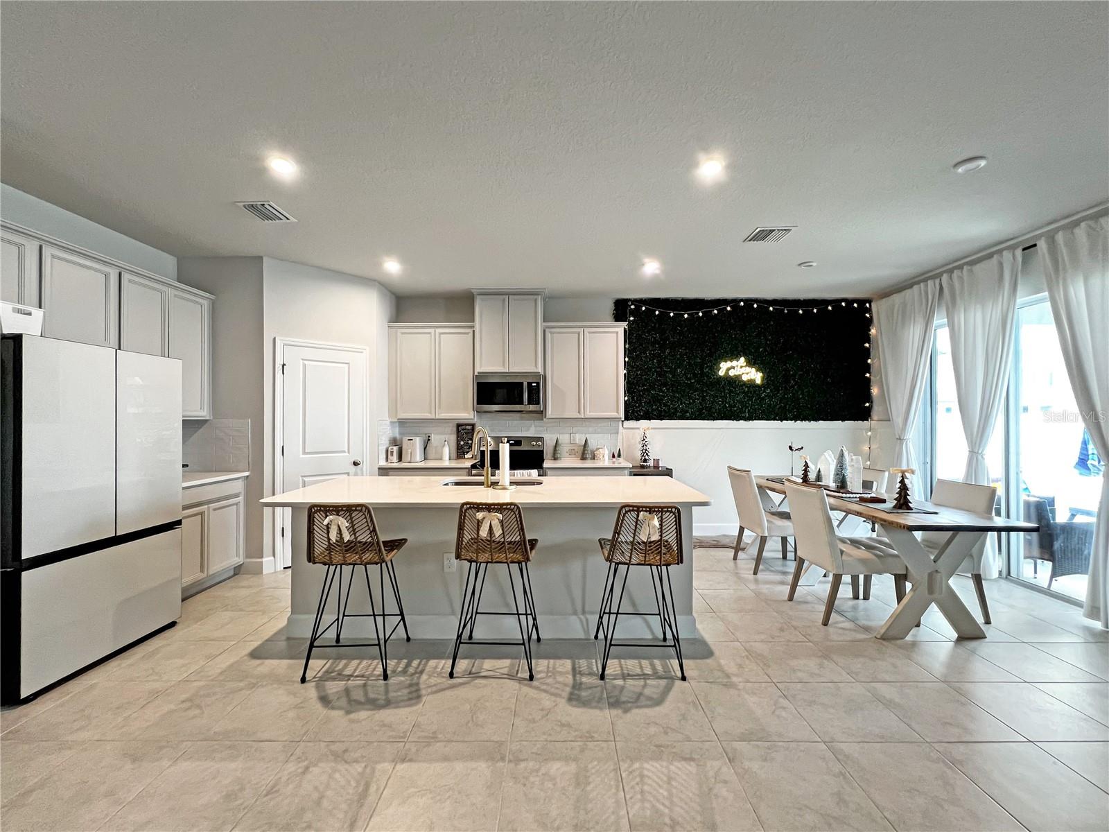 Image 19 of 41 For 6617 Pebblebrooke Way