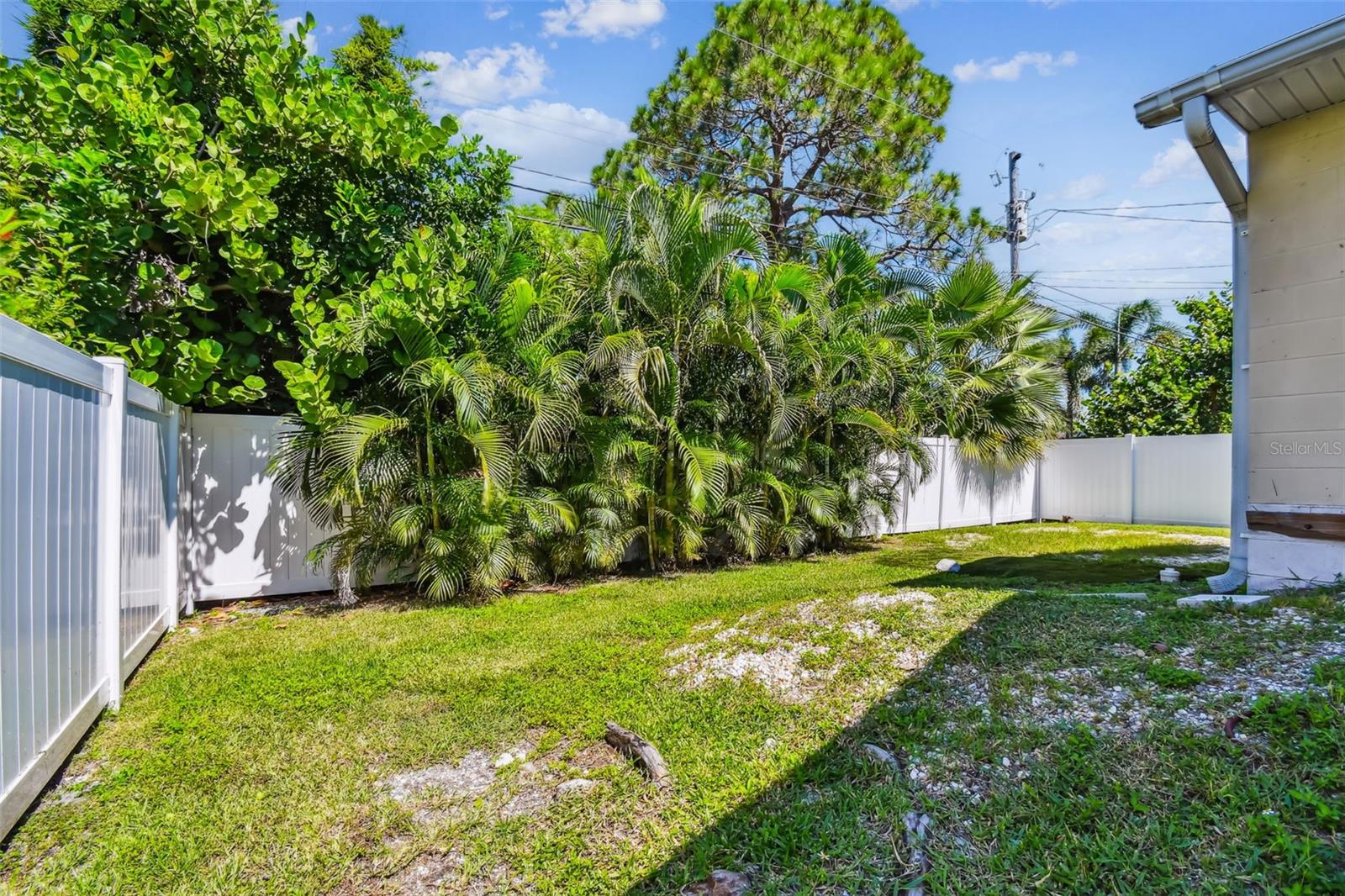 Image 19 of 20 For 1763 Montana Avenue Ne