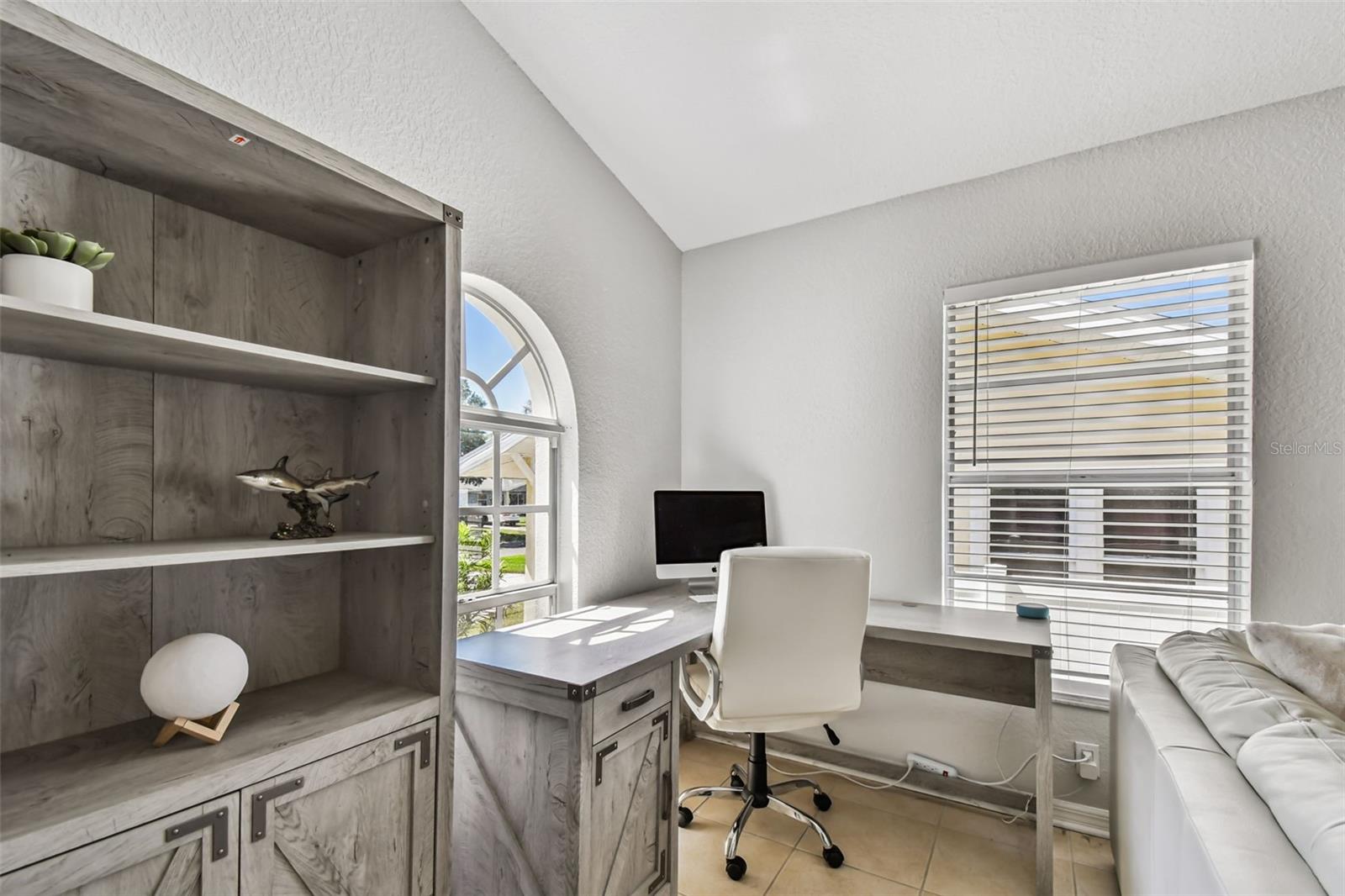 Image 5 of 20 For 1763 Montana Avenue Ne