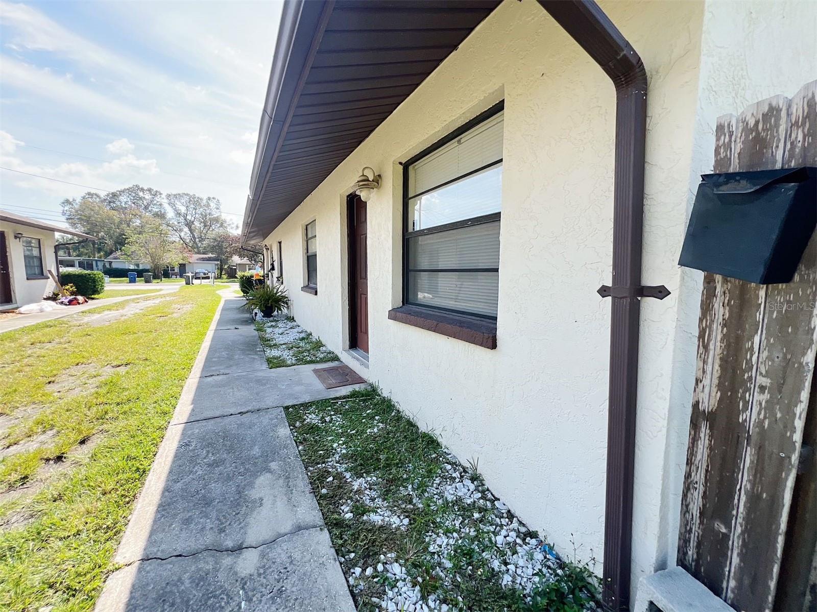 Image 3 of 11 For 1016 9th Avenue B