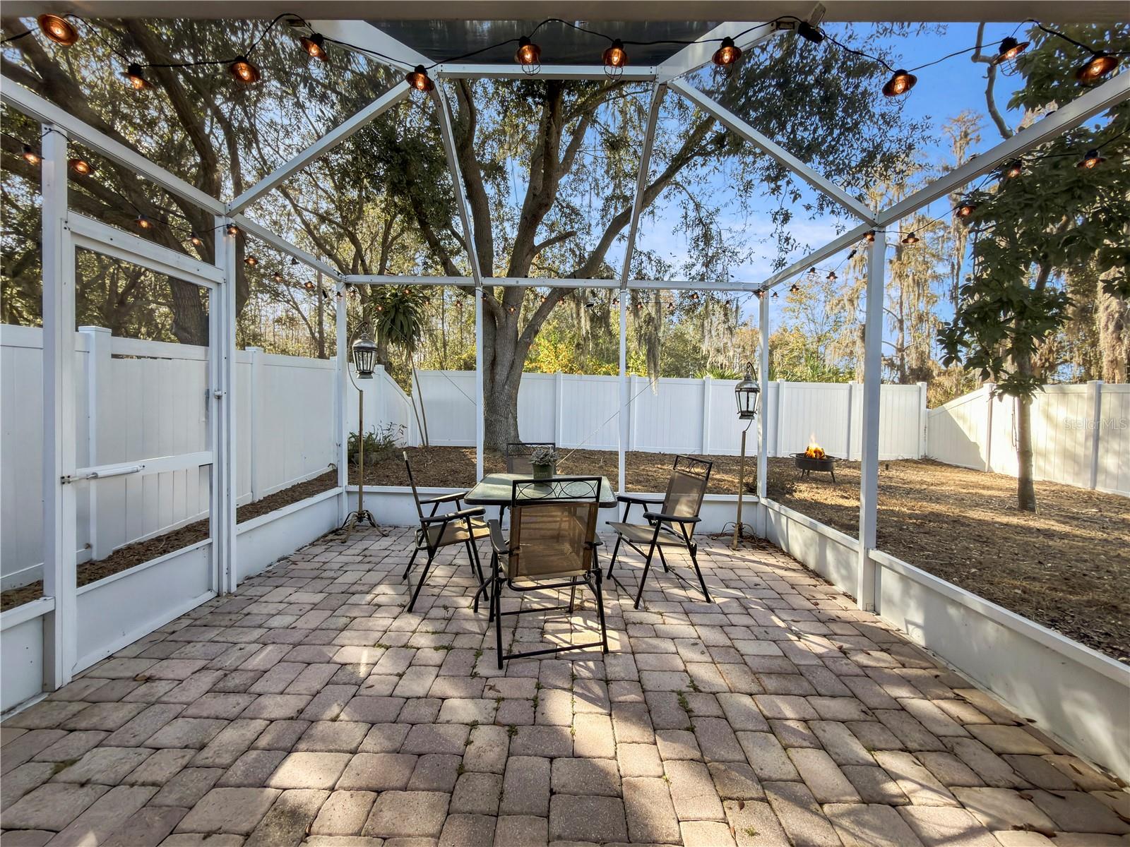 Image 24 of 37 For 18170 Canal Pointe Street