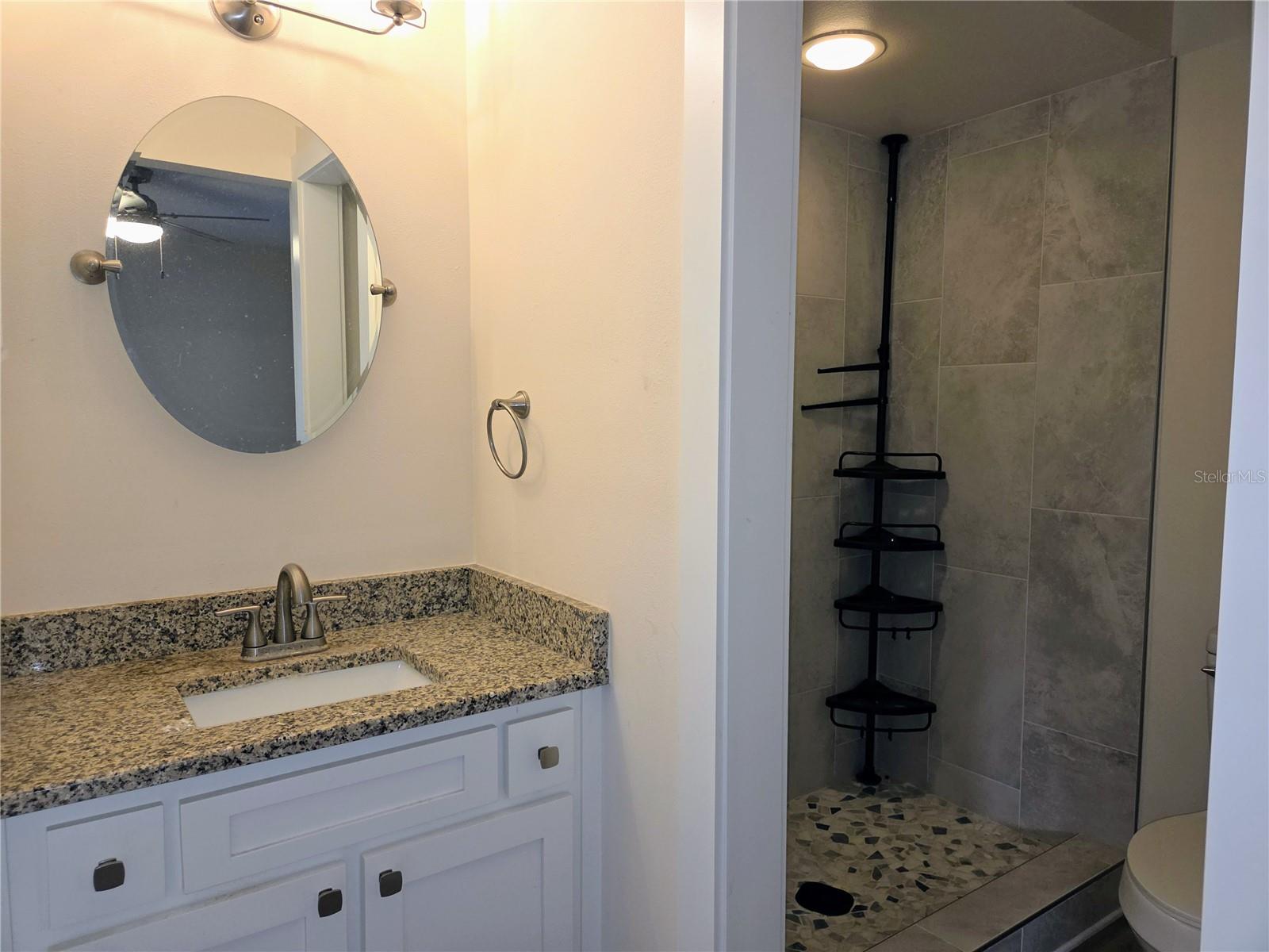 Image 16 of 31 For 1717 Needles Lane E