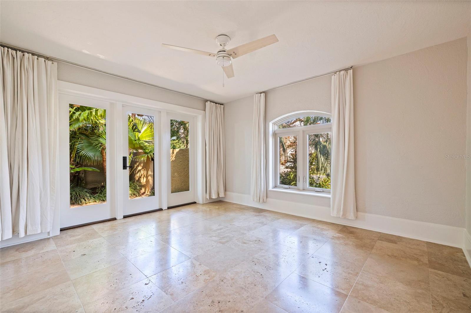 Image 30 of 38 For 808 Brightwaters Boulevard Ne