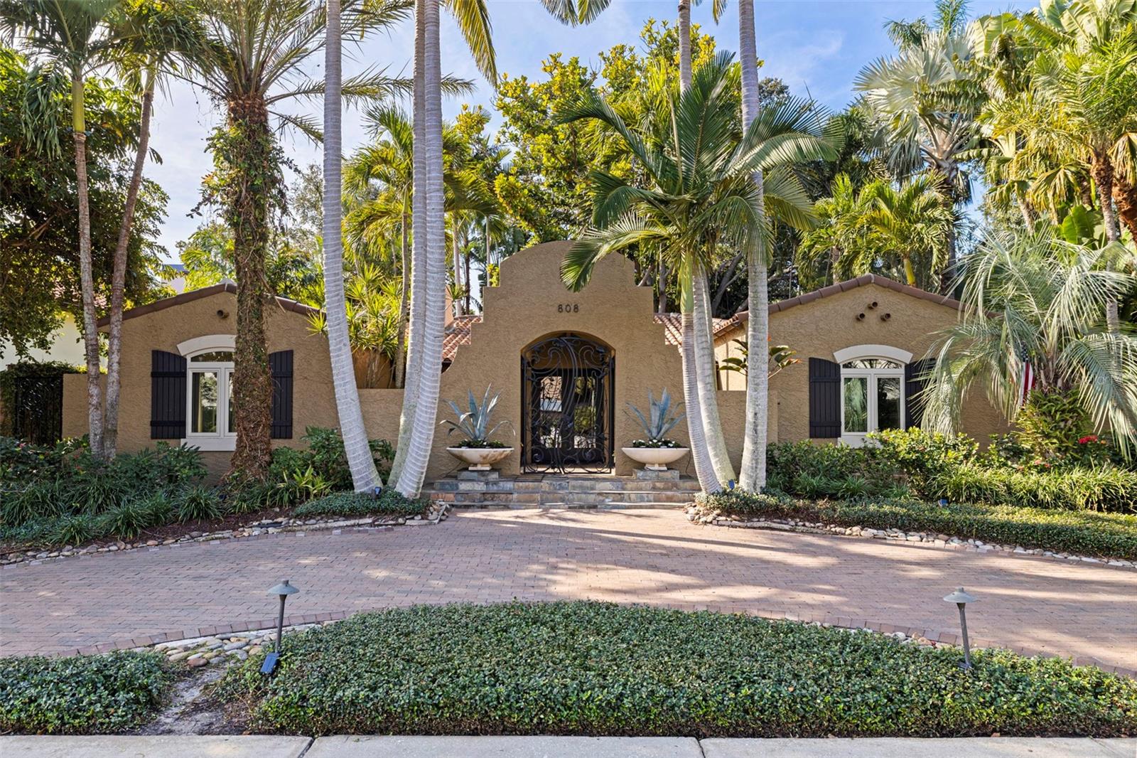 Image 38 of 38 For 808 Brightwaters Boulevard Ne