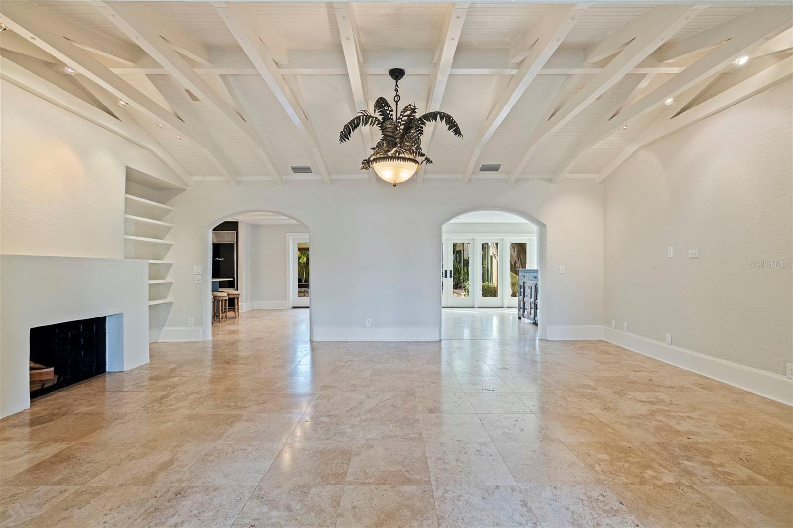 Image 9 of 38 For 808 Brightwaters Boulevard Ne