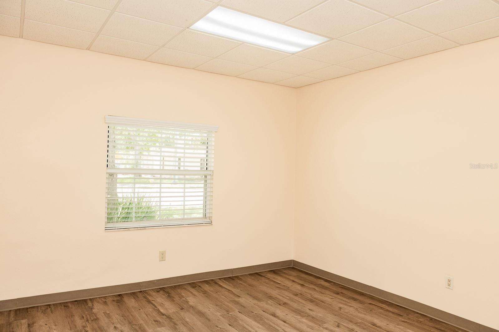 Image 10 of 35 For 4505 Armenia Avenue