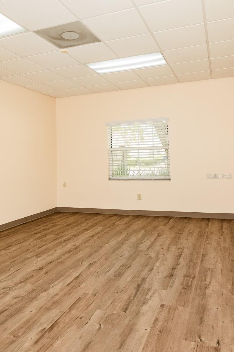 Image 15 of 35 For 4505 Armenia Avenue