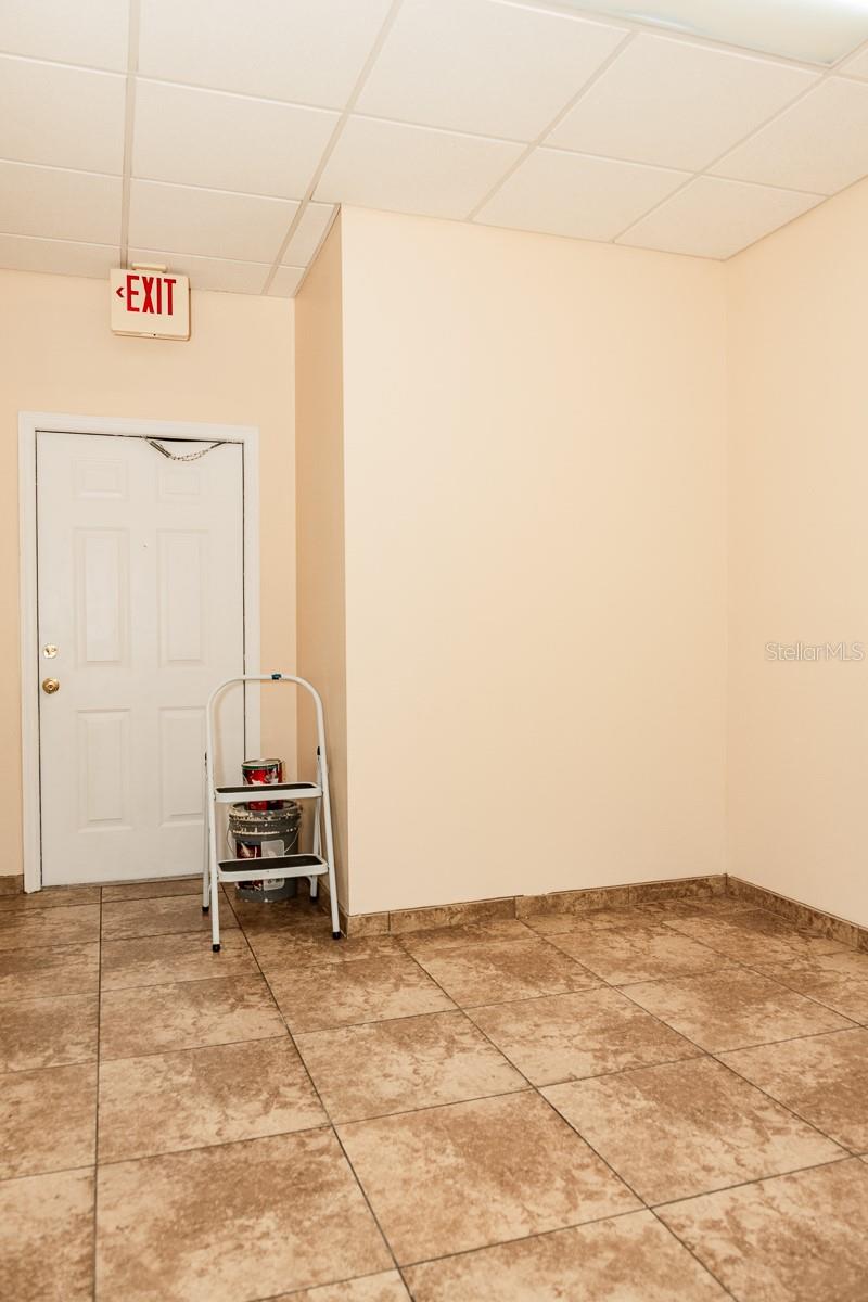 Image 29 of 35 For 4505 Armenia Avenue