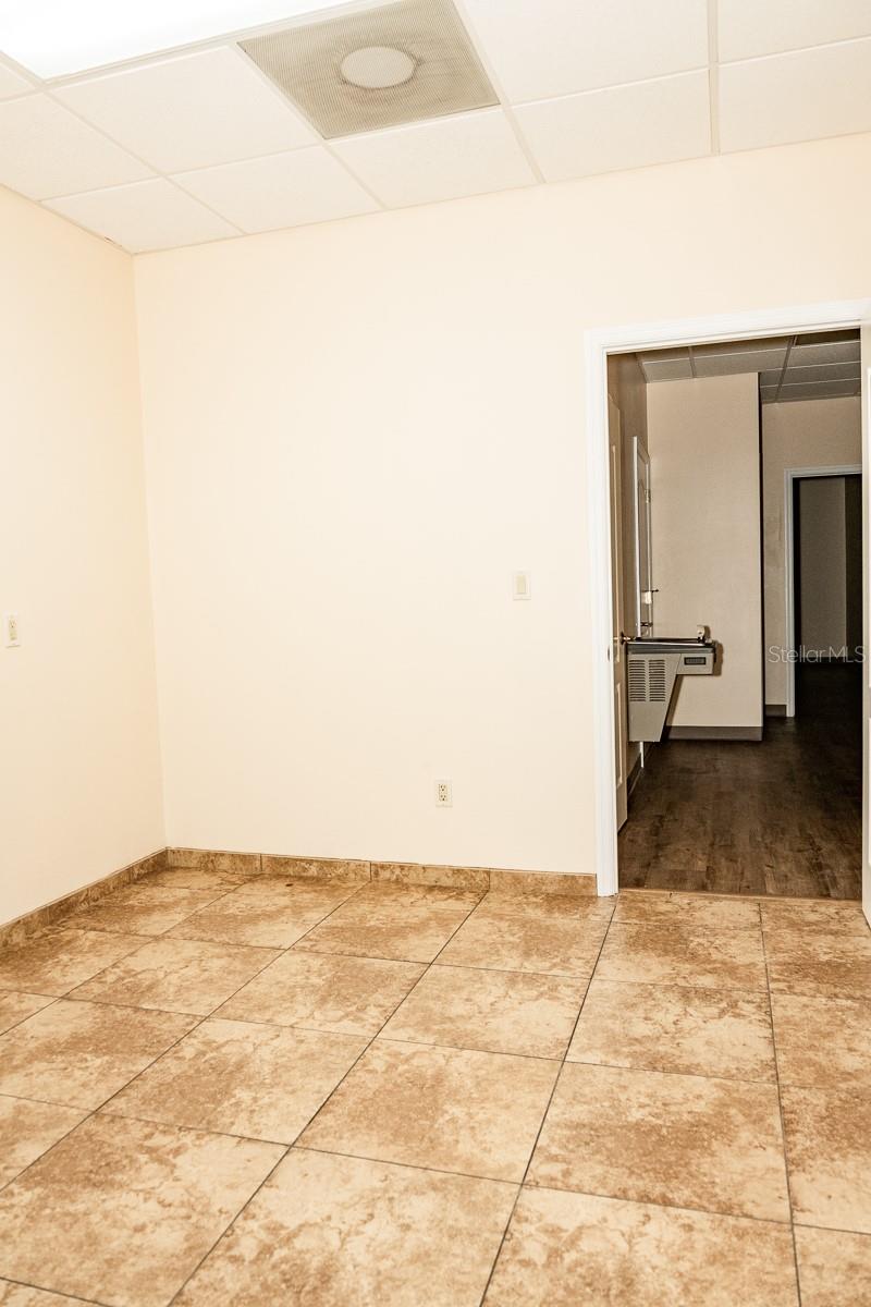 Image 30 of 35 For 4505 Armenia Avenue