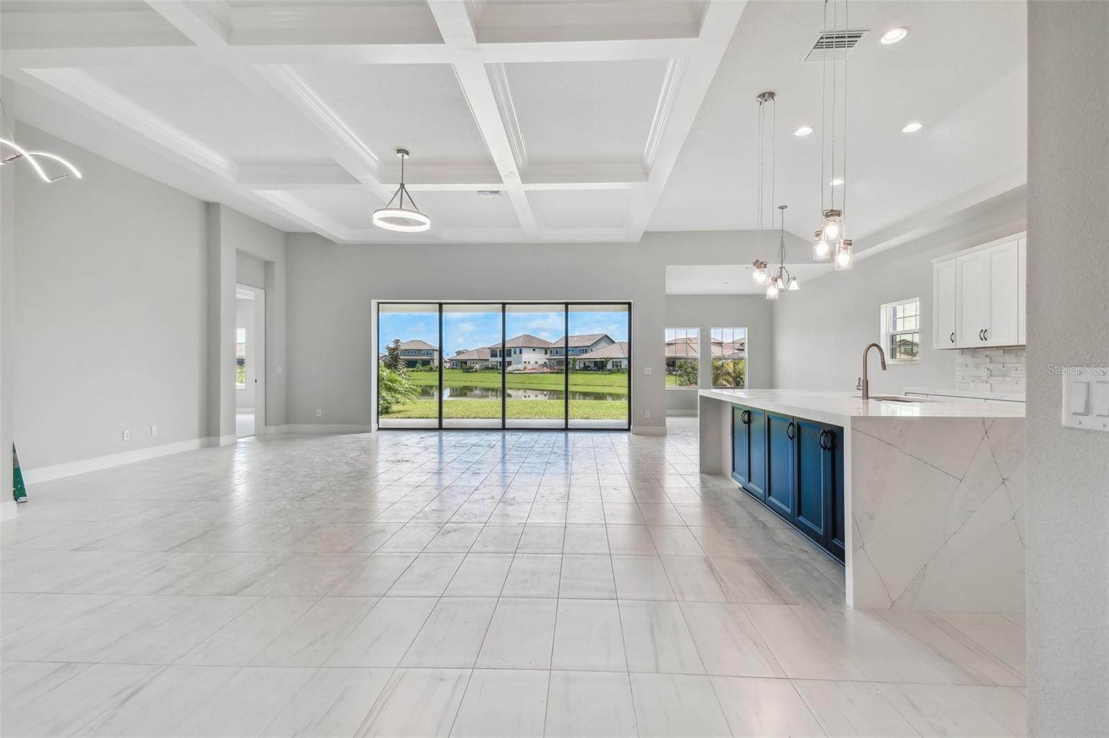 Image 13 of 97 For 11239 Rustic Timber Loop