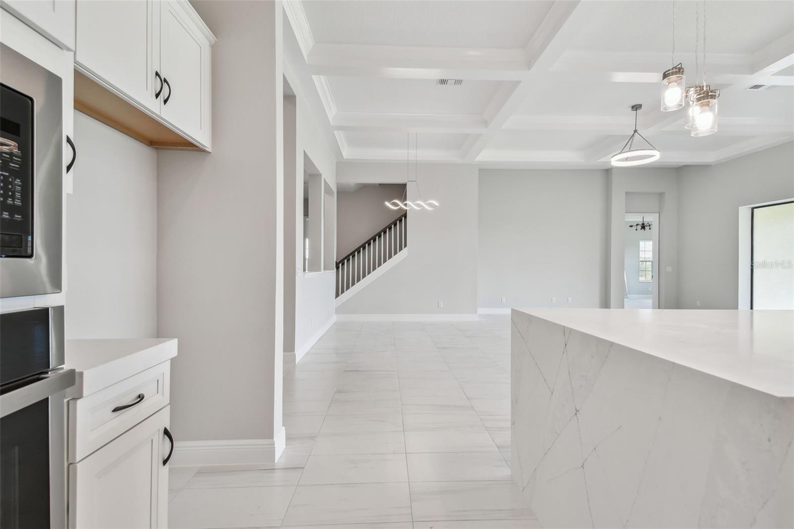 Image 19 of 97 For 11239 Rustic Timber Loop