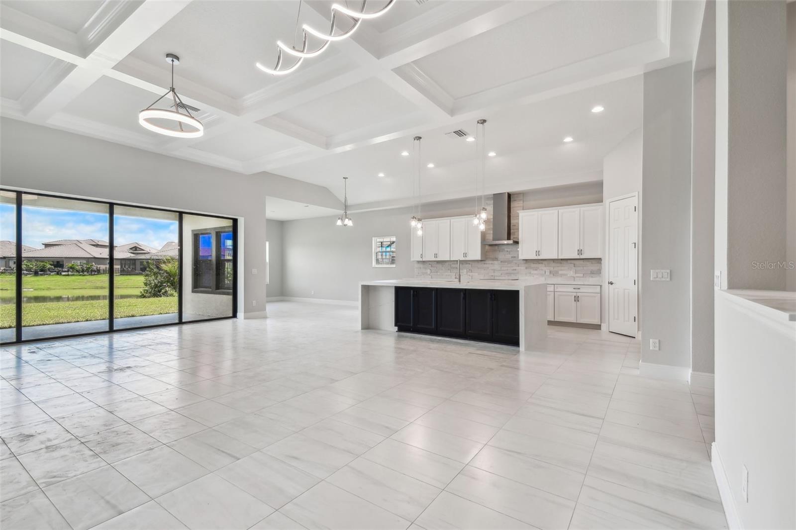 Image 23 of 97 For 11239 Rustic Timber Loop