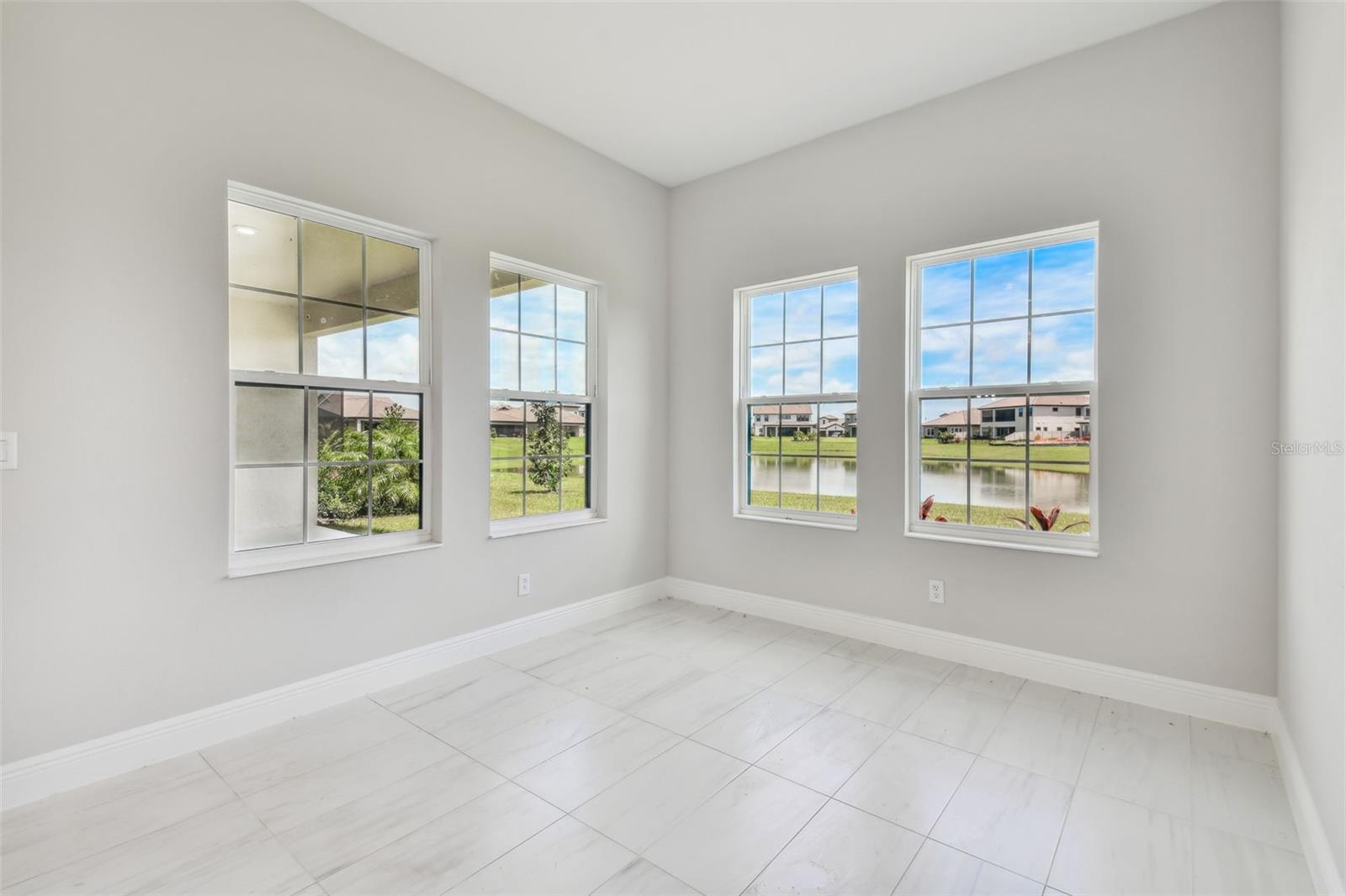 Image 27 of 97 For 11239 Rustic Timber Loop