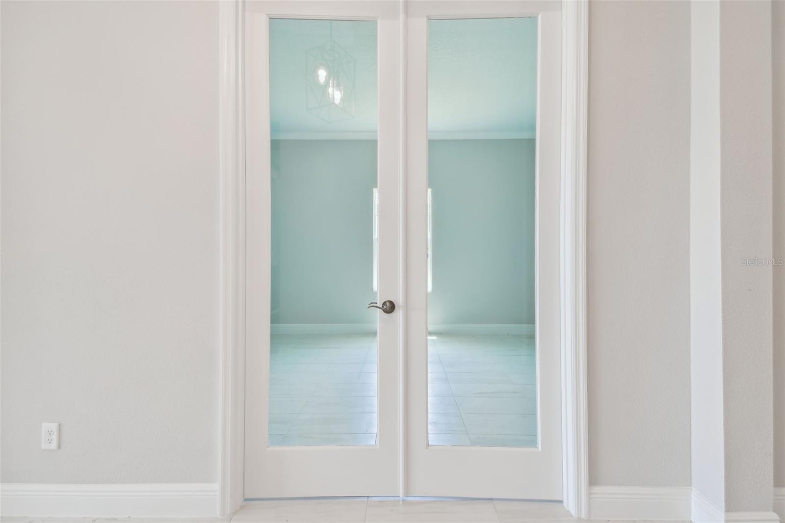 Image 30 of 97 For 11239 Rustic Timber Loop