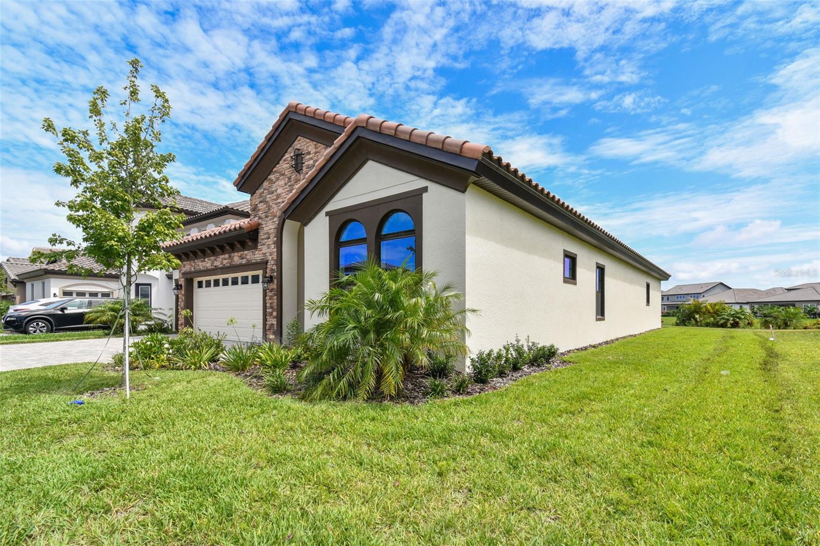 Image 5 of 97 For 11239 Rustic Timber Loop