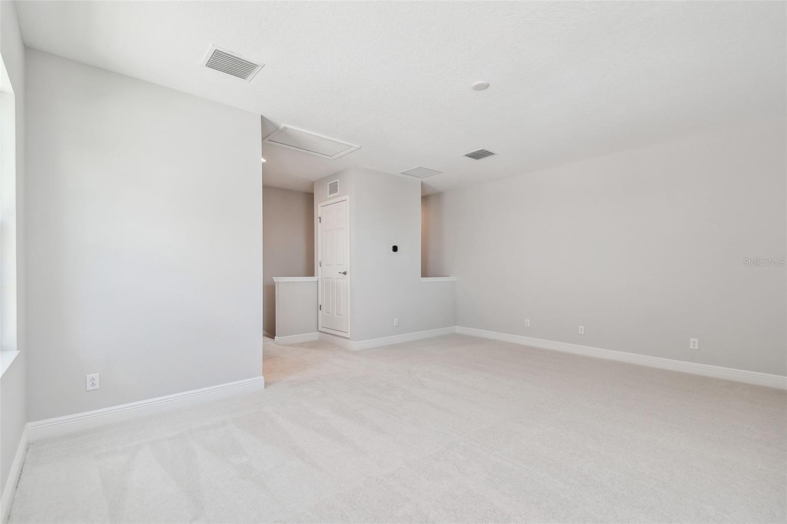 Image 65 of 97 For 11239 Rustic Timber Loop