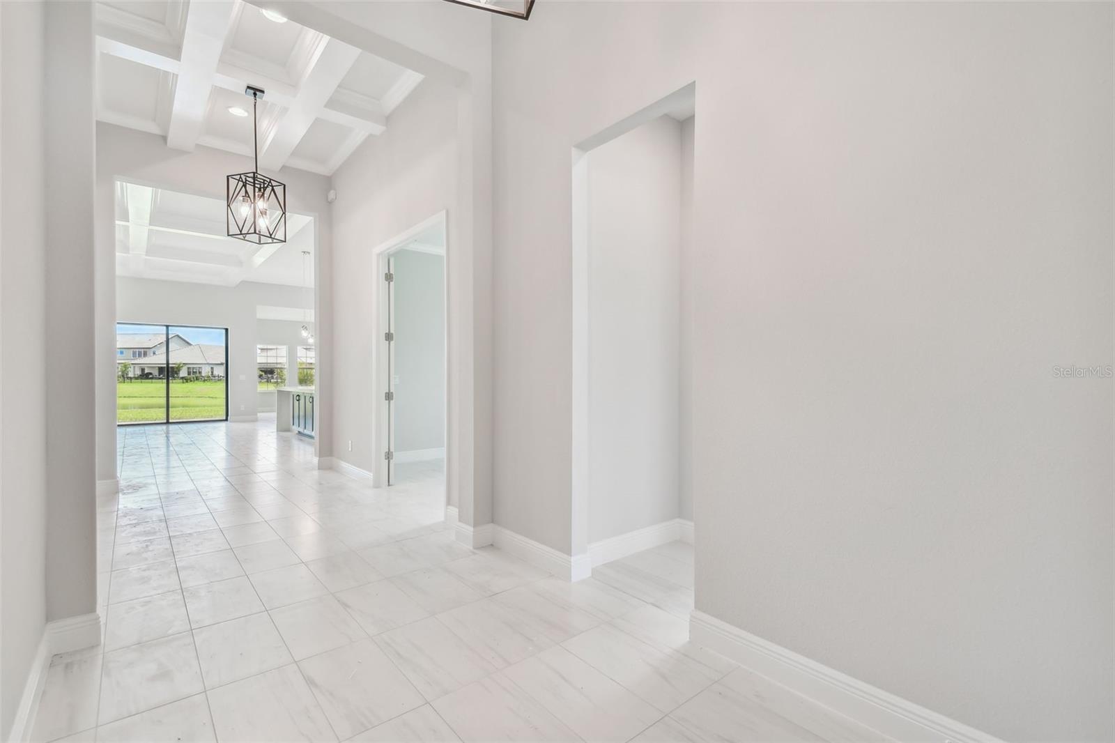 Image 9 of 97 For 11239 Rustic Timber Loop