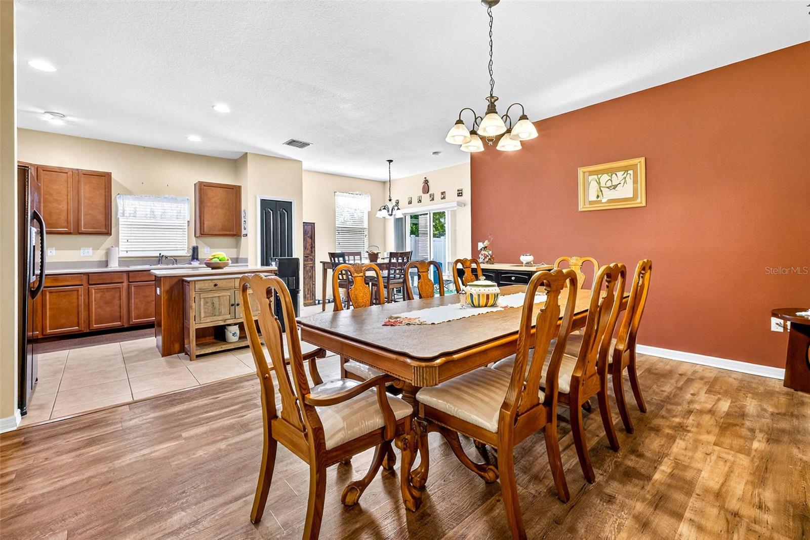 Image 15 of 46 For 2716 Walden Woods Drive