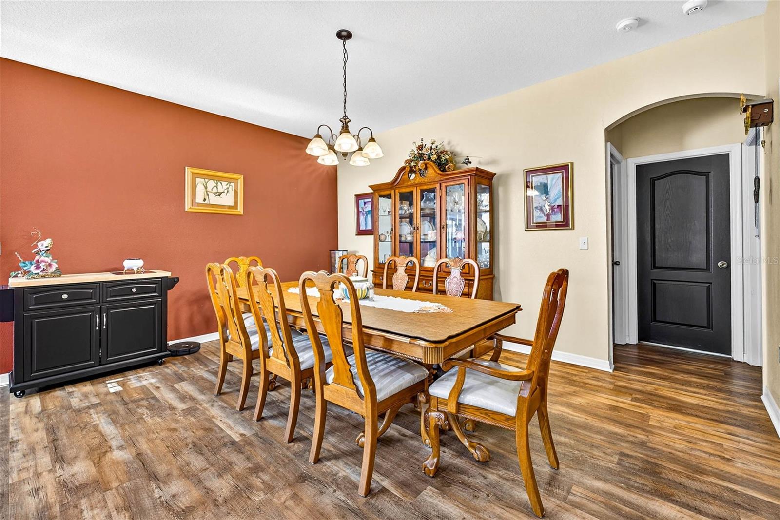 Image 17 of 46 For 2716 Walden Woods Drive