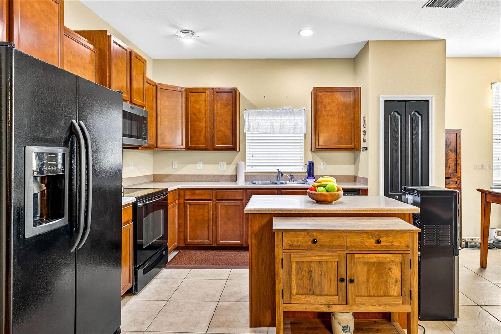 Image 19 of 46 For 2716 Walden Woods Drive