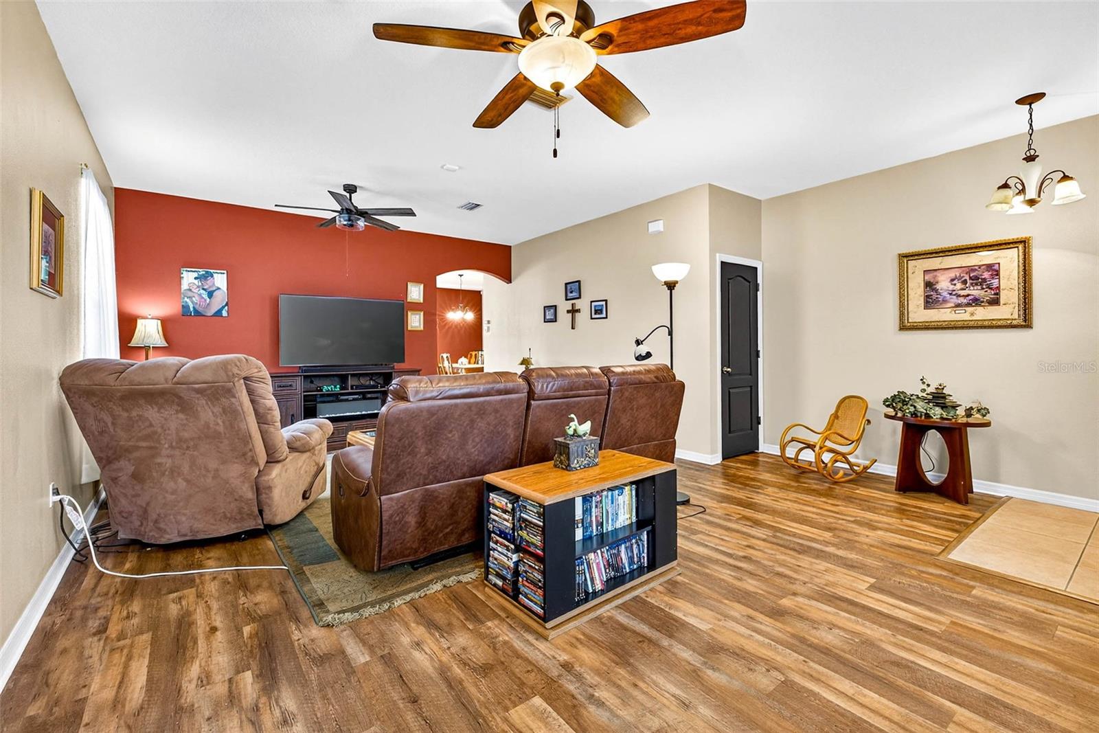 Image 7 of 46 For 2716 Walden Woods Drive