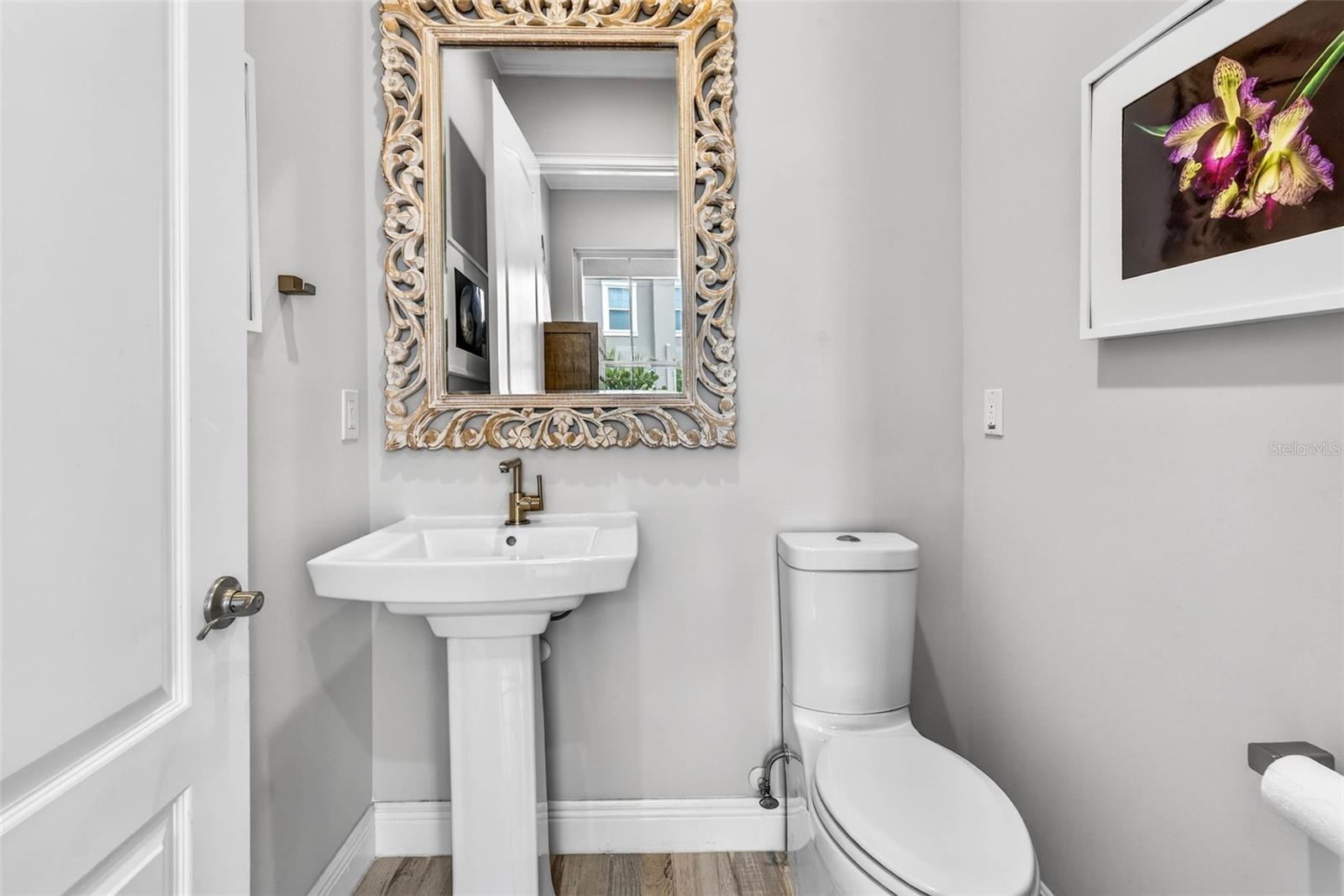 Image 24 of 87 For 19915 Gulf Boulevard 704