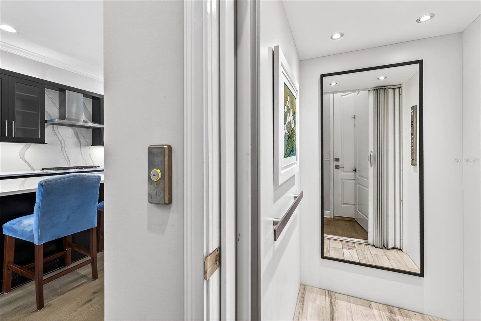 Image 28 of 87 For 19915 Gulf Boulevard 704