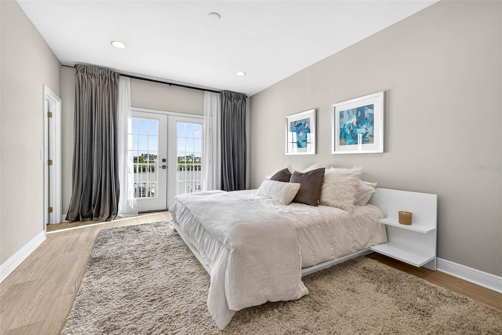 Image 35 of 87 For 19915 Gulf Boulevard 704