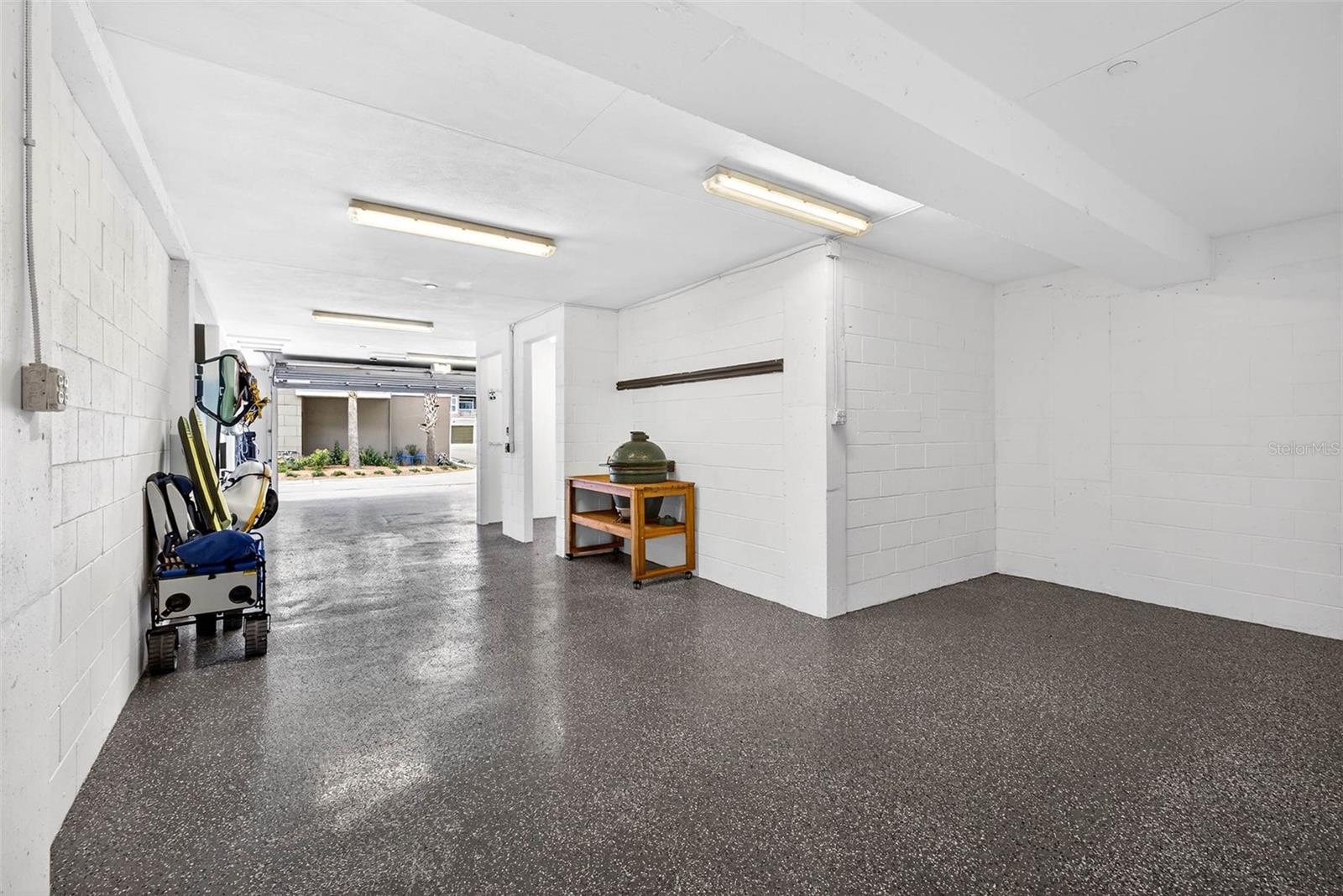 Image 61 of 87 For 19915 Gulf Boulevard 704