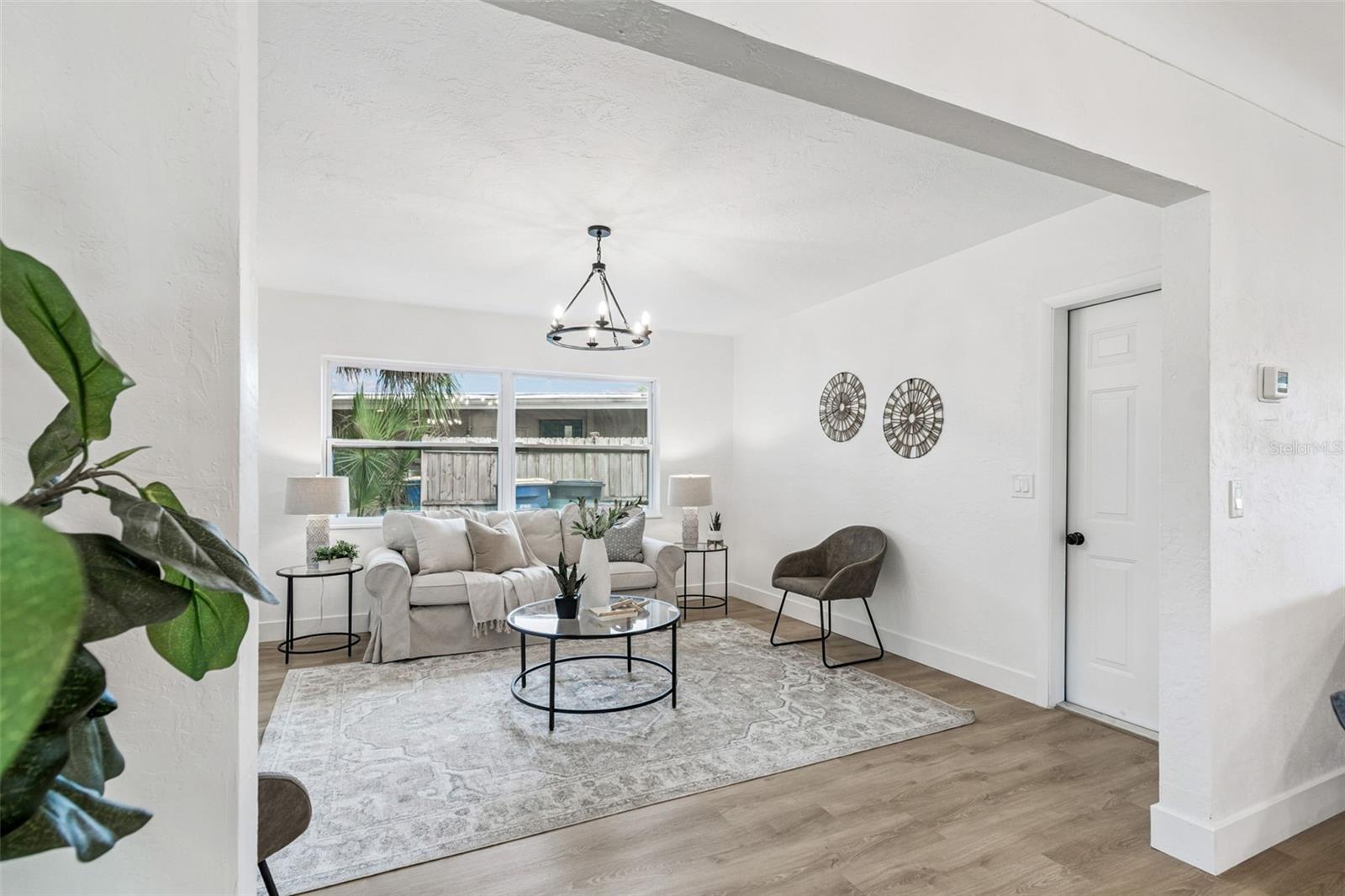 Image 21 of 45 For 1530 Erin Lane