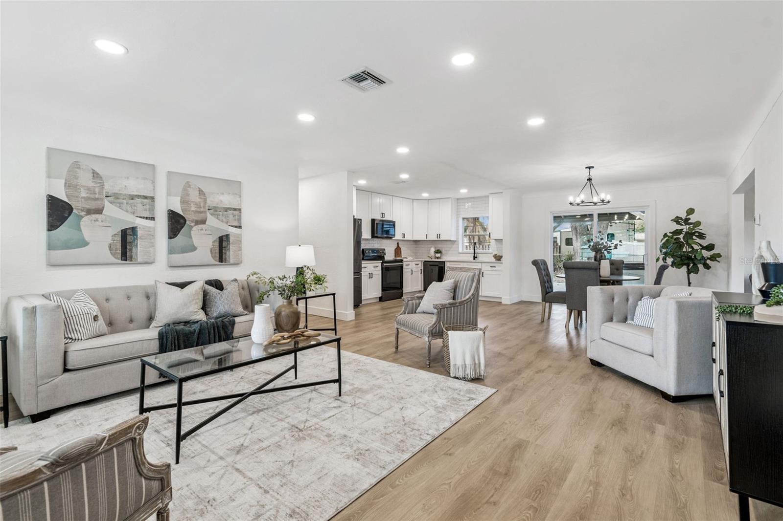 Image 4 of 45 For 1530 Erin Lane