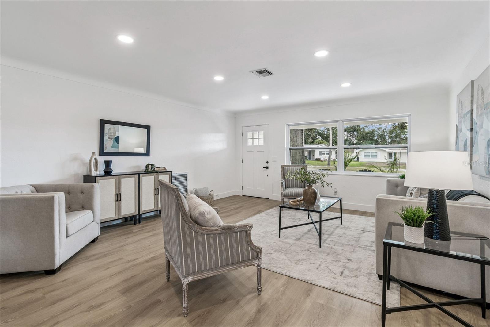 Image 6 of 45 For 1530 Erin Lane