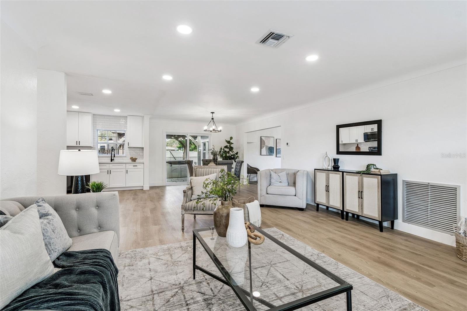 Image 7 of 45 For 1530 Erin Lane