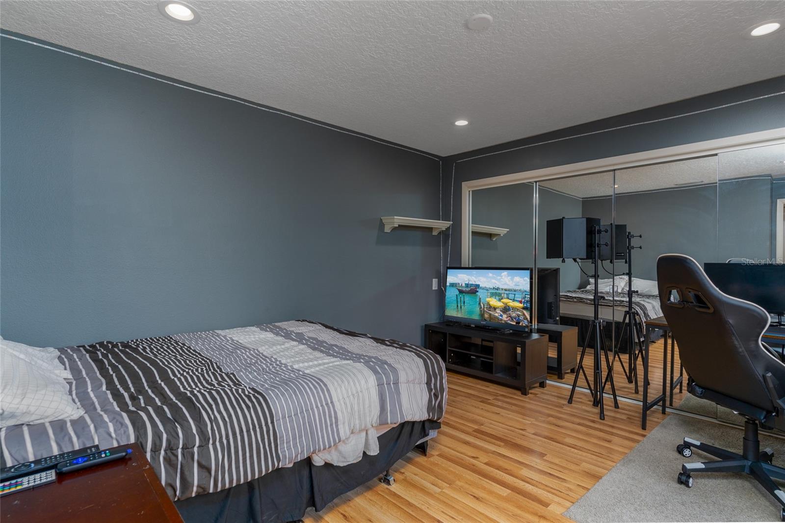 Image 16 of 37 For 5340 Cobblestone Court