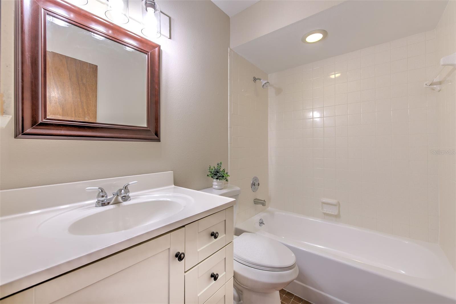 Image 14 of 17 For 2745 Whispering Drive N