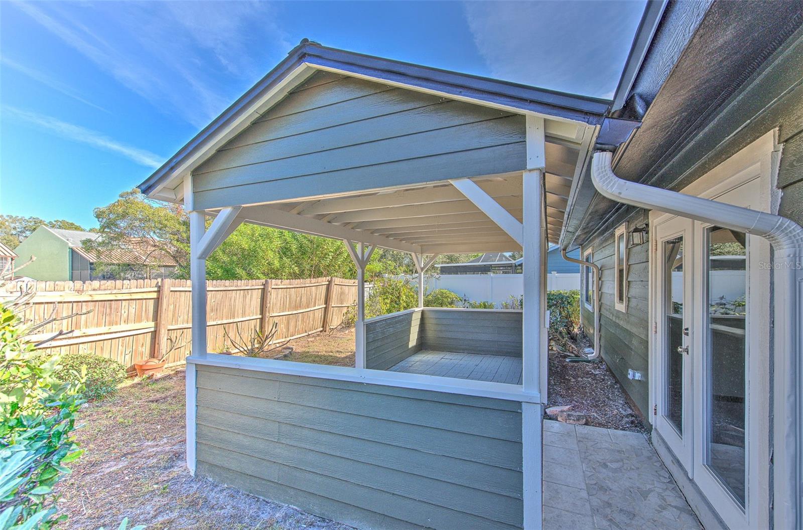 Image 16 of 17 For 2745 Whispering Drive N