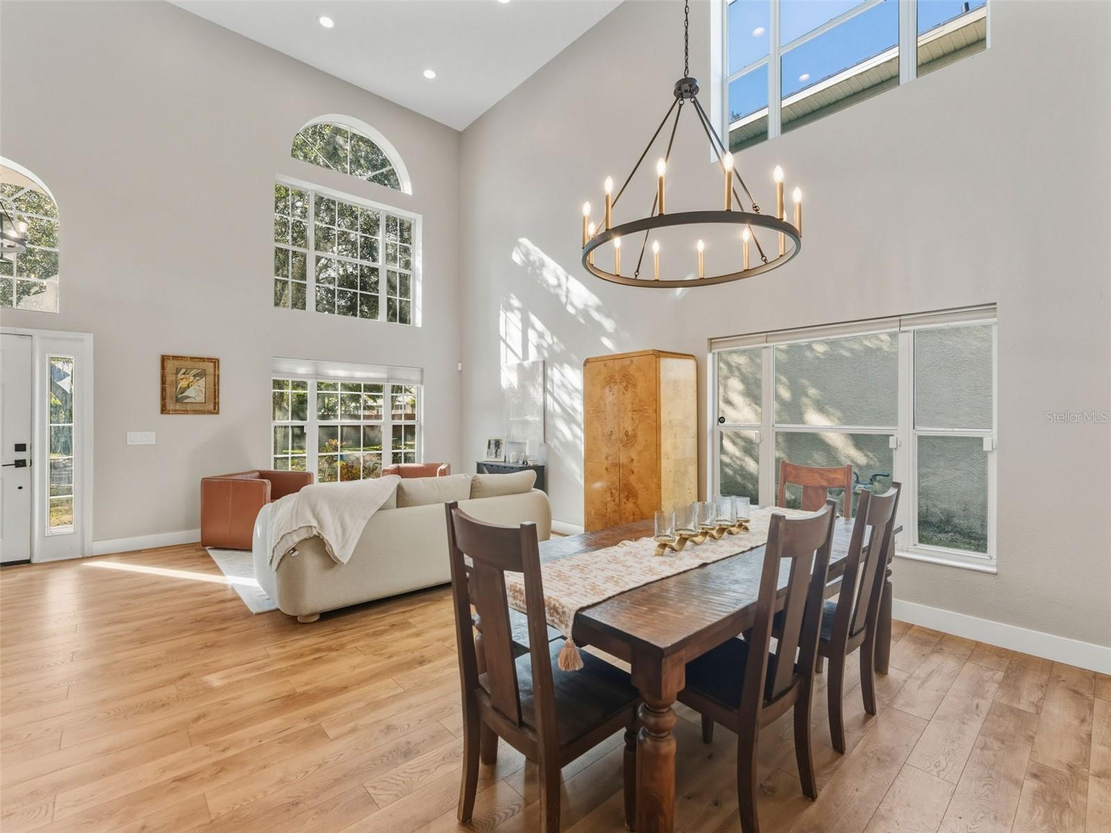 Image 10 of 47 For 8606 Buttonbush Court