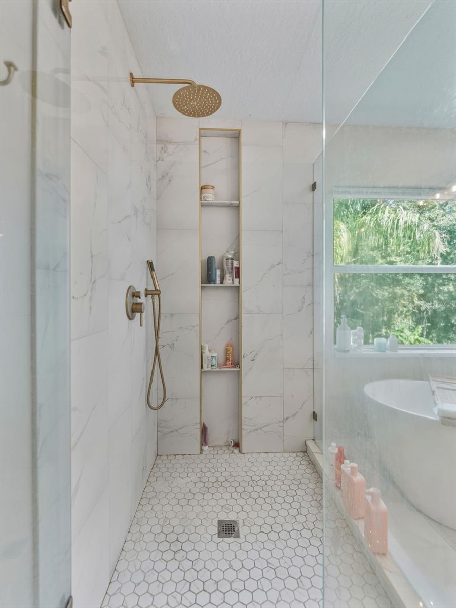 Image 21 of 47 For 8606 Buttonbush Court