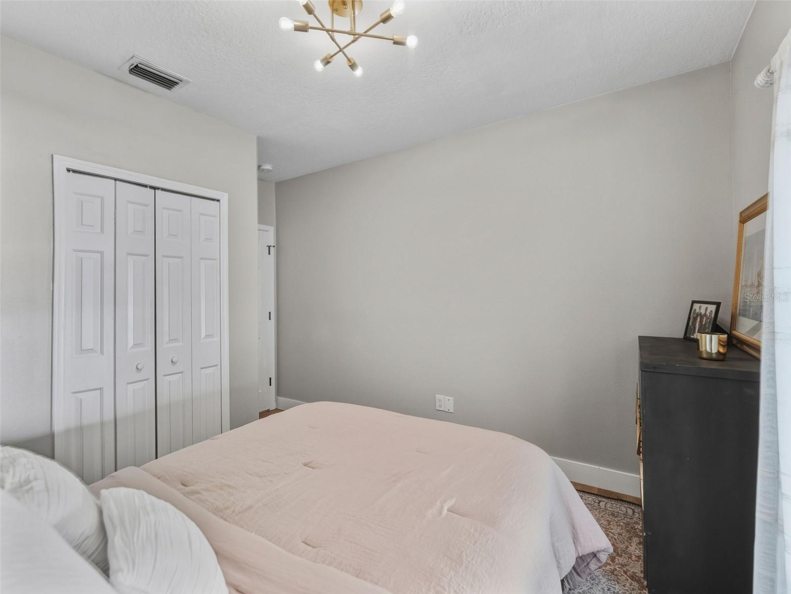 Image 23 of 47 For 8606 Buttonbush Court